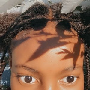 Meet your Posher, Louise